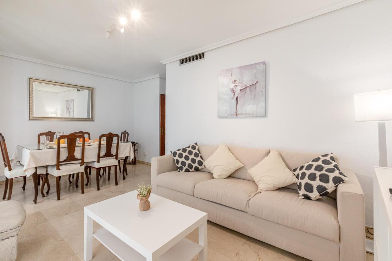 Green- Apartments Las Setas Севилья Экстерьер фото