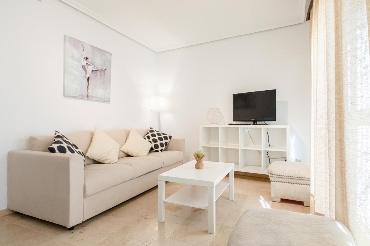 Green- Apartments Las Setas Севилья Экстерьер фото